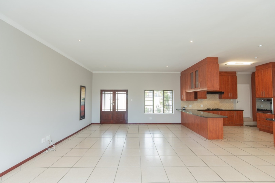 To Let 3 Bedroom Property for Rent in Lovemore Heights Estate Eastern Cape